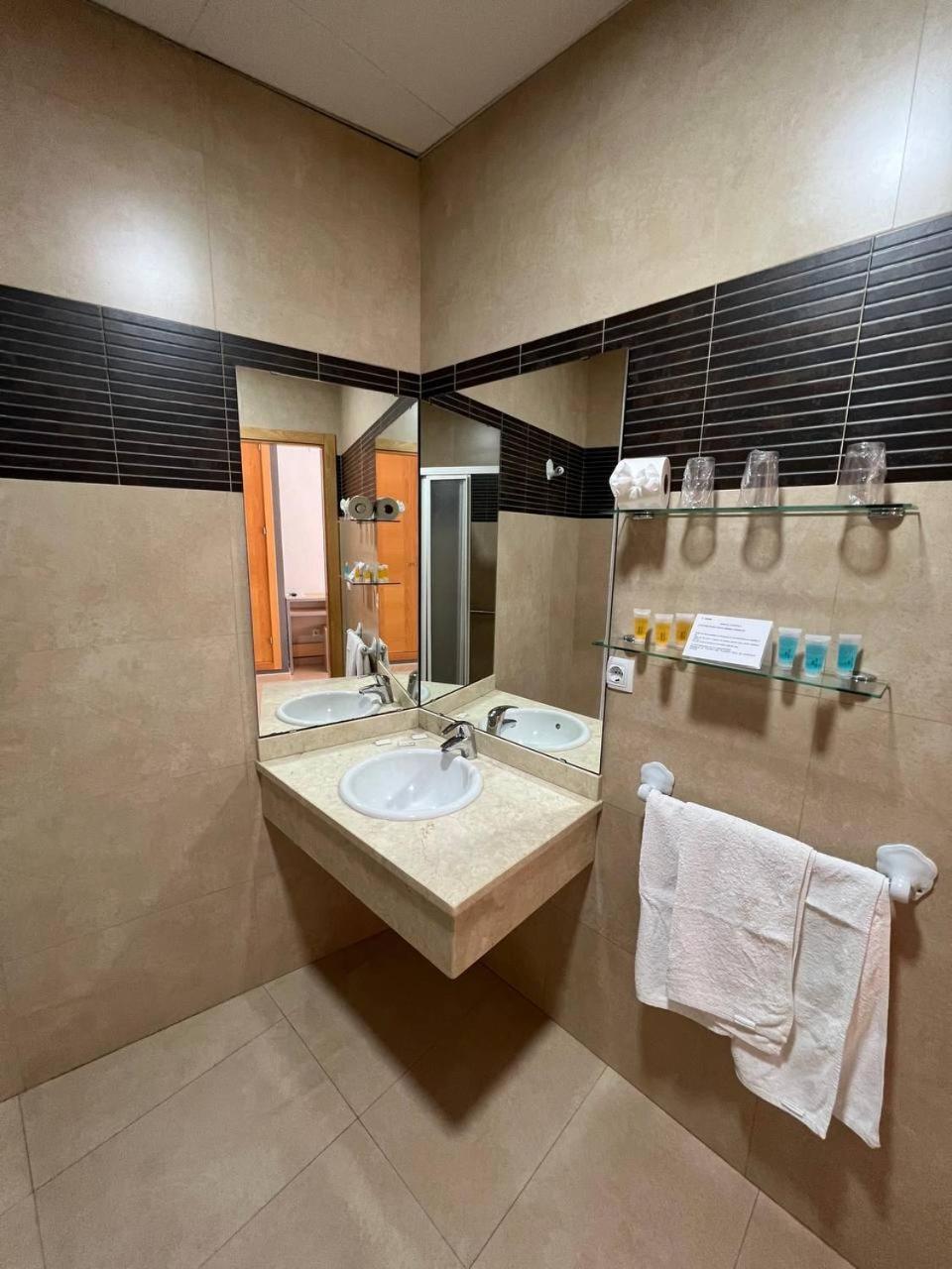 Hostal Manuela Пунта-Умбрия Экстерьер фото